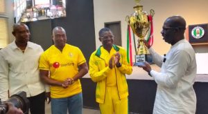 Obaseki Receives Triumphant Bendel Insurance As Teams Presents NNL Trophy