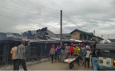 Fire Guts Igbudu Market in Warri, As Traders Count Losses