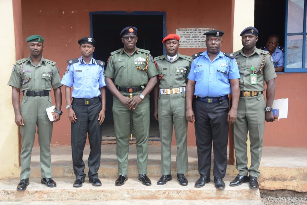 Major General Adereti Pledges Supports To Guarantee Peace In Auchi
