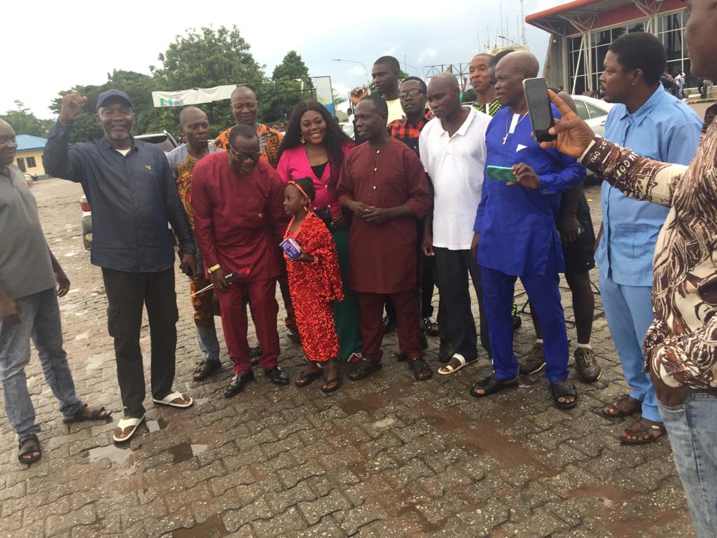 “Suspended Murphy” Received With Ovation At Benin Airport