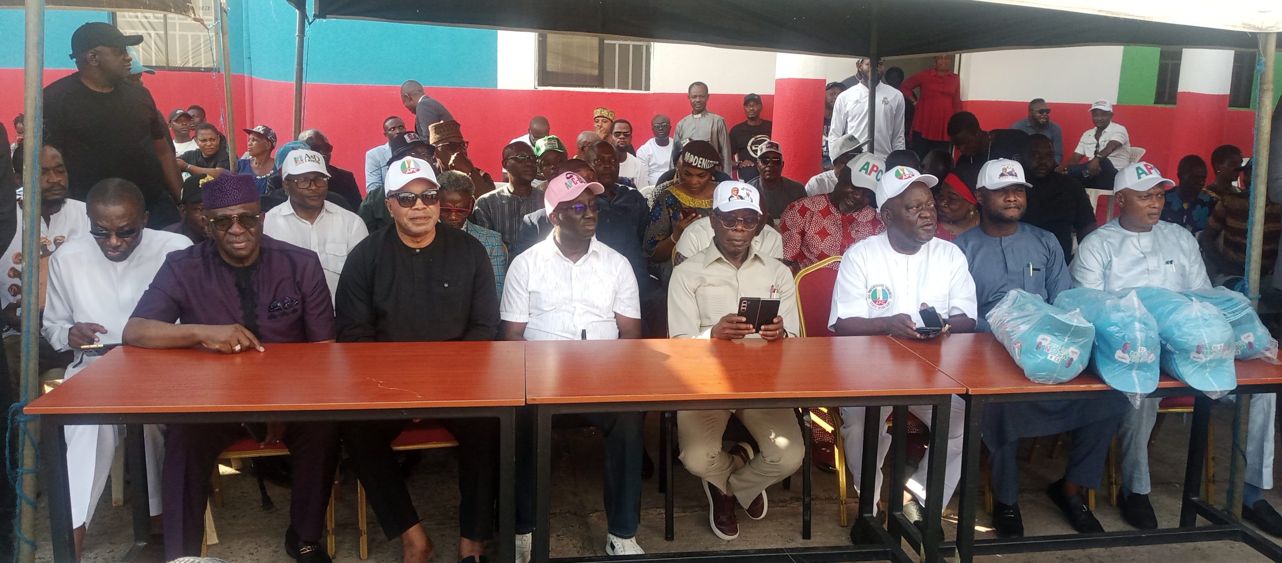 Ex PDP House Of Reps Candidate Defects To APC With Egor Legacy Wards Exco