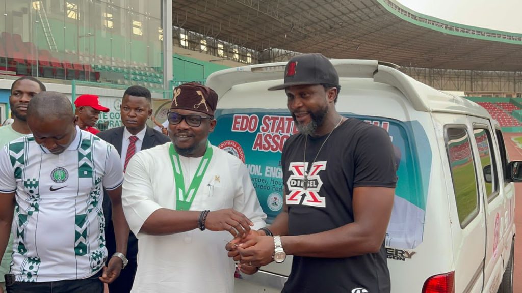 House Of Reps Member, Iyawe Donates Bus To Edo FA