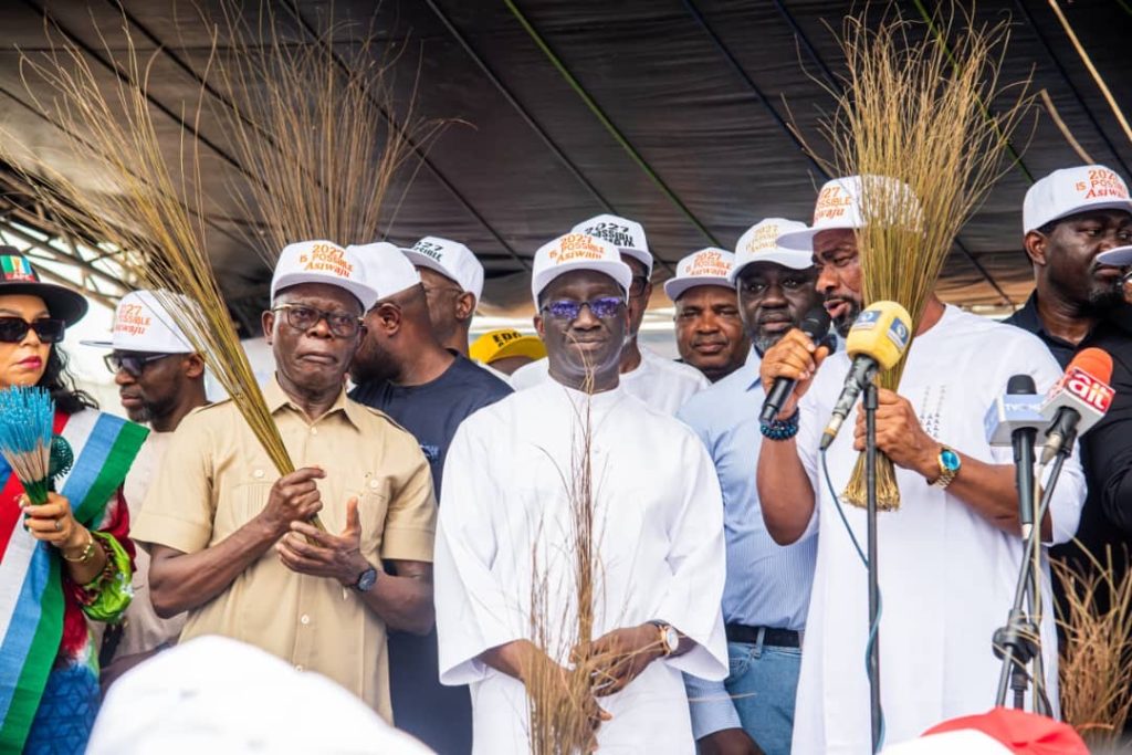 Edo Speaker, Agbebaku, Three Others Defect To APC In Edo Edo Speaker, Agbebaku, Three Others Defect To APC In Edo