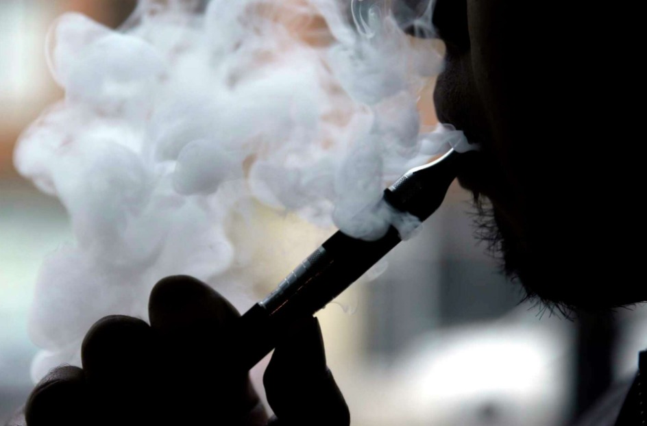 Vaping in Nigeria: Green Outside, Deadly Within Vaping in Nigeria: Green Outside, Deadly Within