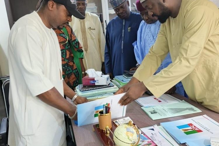 Engr. Glory Oziegbe Momodu Picks APC Nomination, Expression of Interest Form for Edo Central Senatorial By-Election