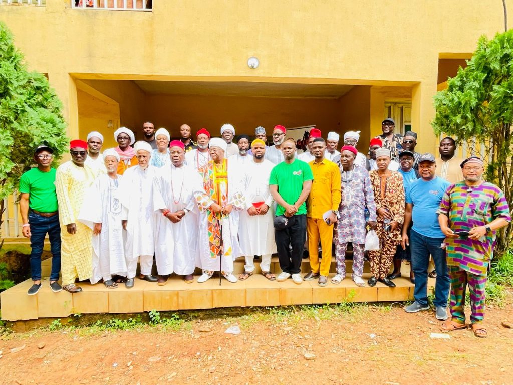 Auchi Residents Hail Edo Govt For Taking CofO Services To Edo North Auchi Residents Hail Edo Govt For Taking CofO Services To Edo North