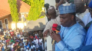Tambuwal Returns To Sokoto, Declares War On APC