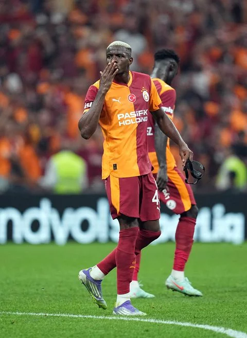 Galatasaray coach Willing to Rusk Osimhen Ahead of Liverpool tie, Says ‘We wanted him to experience the pain’
