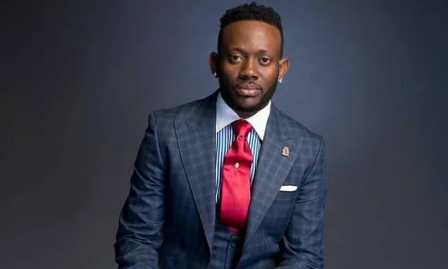 Singer J. Martins Survives Ghastly Accident on Enugu-Aba-Port Harcourt Expressway Singer J. Martins Survives Ghastly Accident on Enugu-Aba-Port Harcourt Expressway