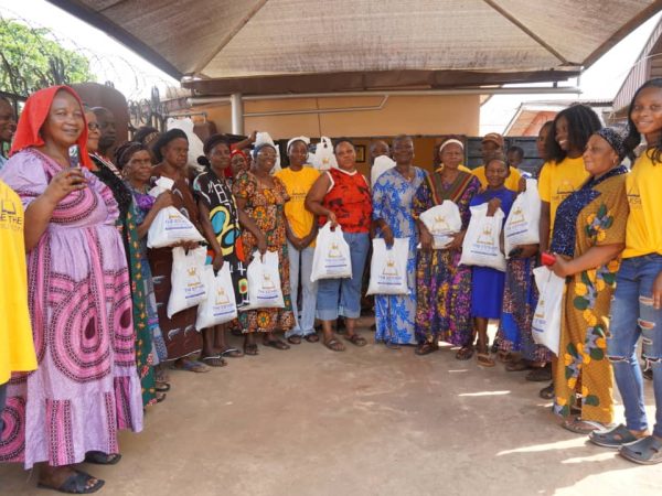 Esther Foundation Gives Out Over 500 Christmas Gifts To Evbuotubu Community