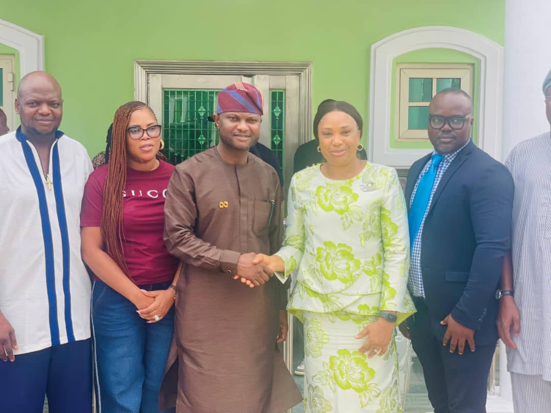 UBTH CMD Pays Condolence Visit to Edo Deputy Gov, Idahosa Over Mother’s Demise