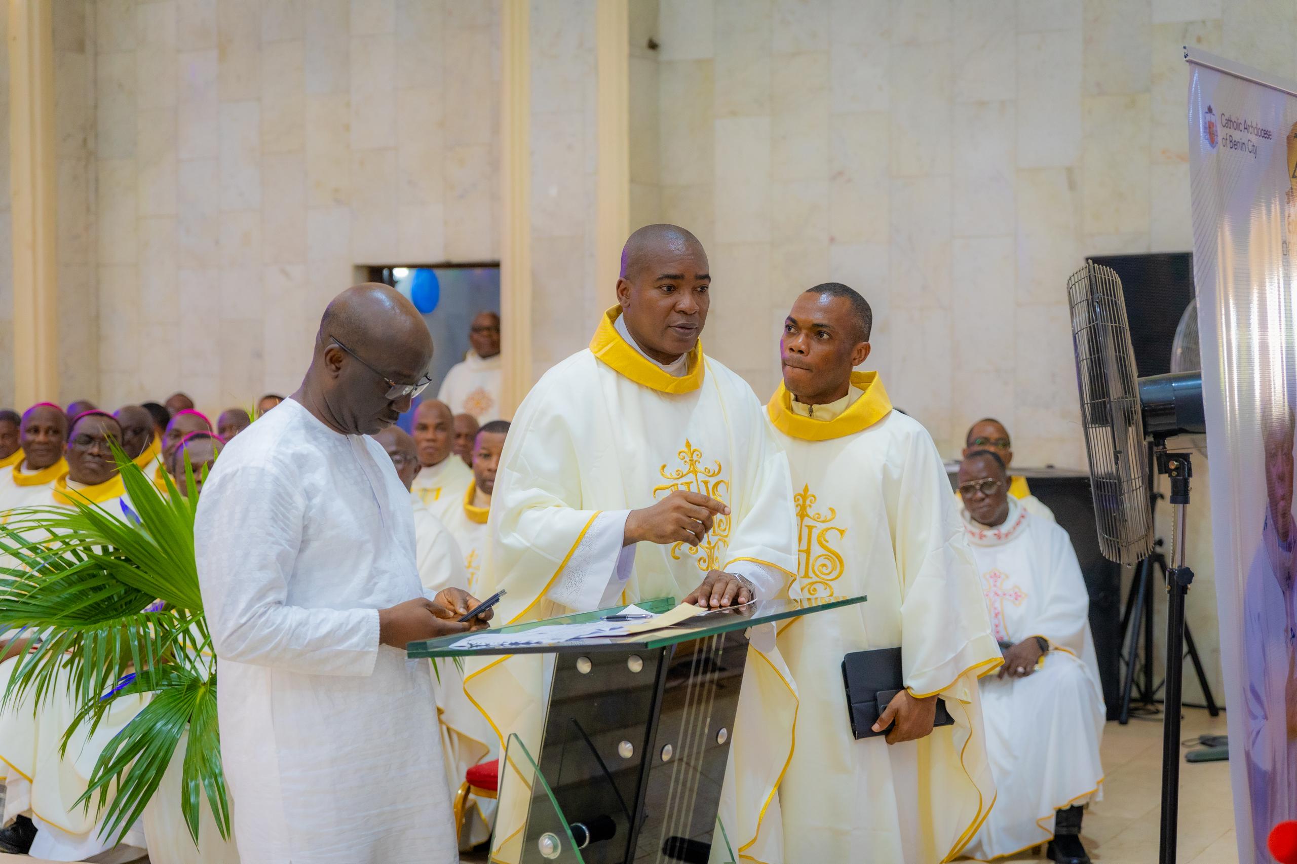 Akubeze’s Spiritual Direction Shaped My Leadership, Says Okpebholo At 20th Episcopal Anniversary