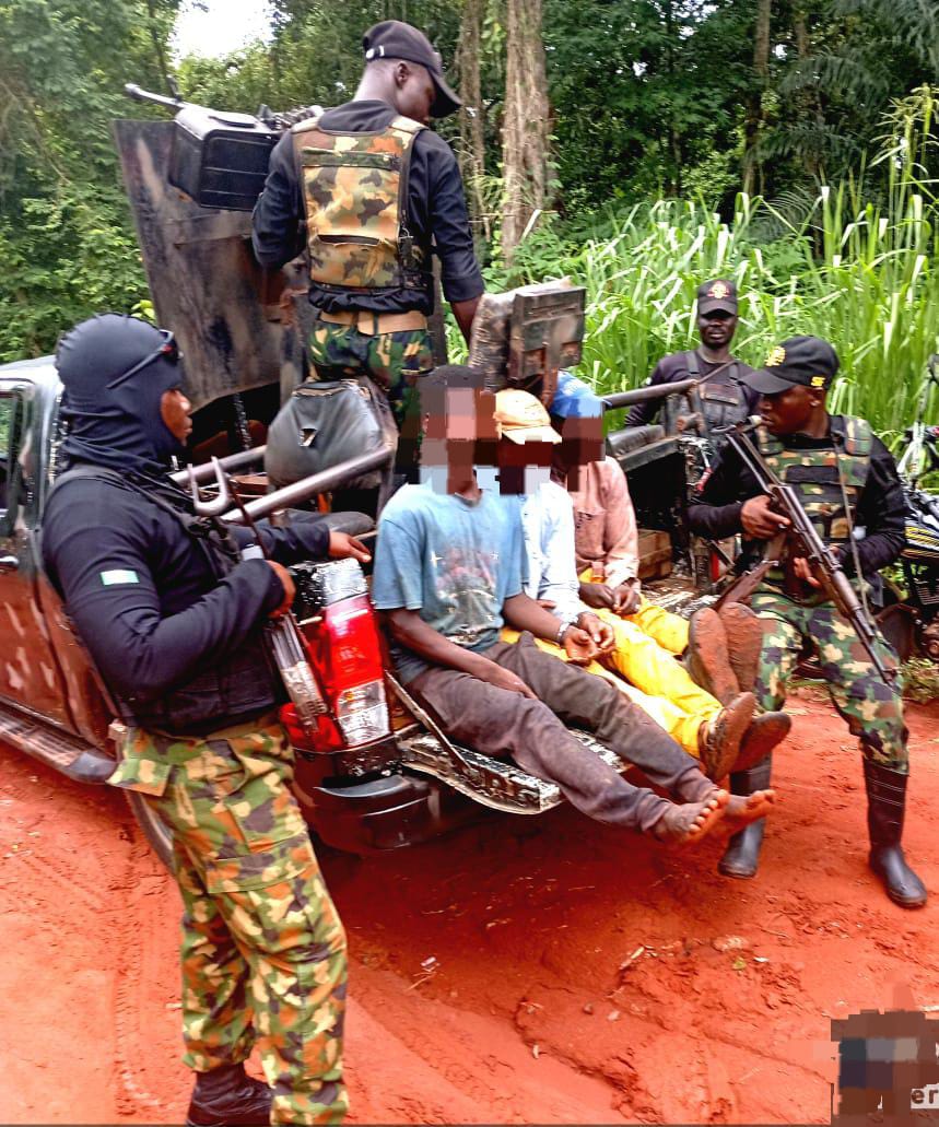 4 Brigade Troops Bust Kidnappers Hideouts, Arrest 12 Suspects In Owan East, Esan South-East LGAs of Edo