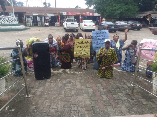 Edo Women Beg Gov Okpebholo, Oba of Benin Over Crisis Rocking Iyanomon Community