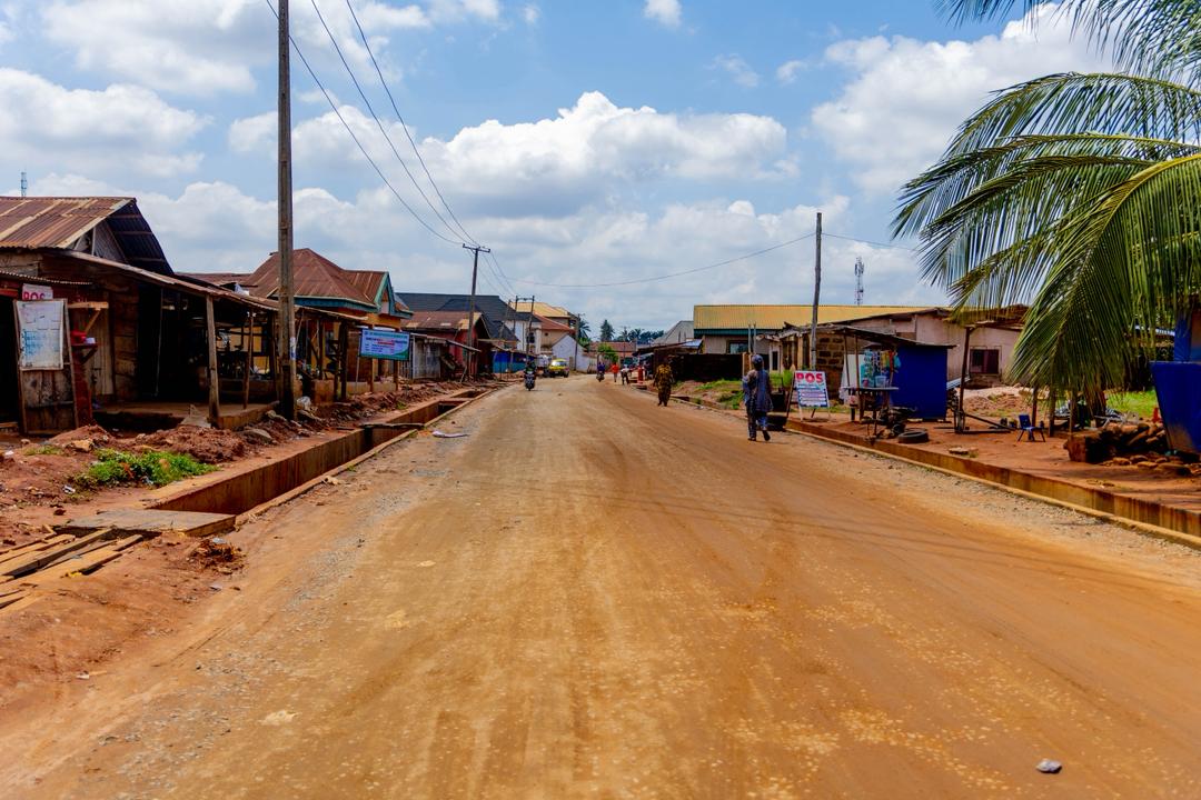 Residents Applaud Gov Okpebholo Over Completion Of Evbuotubu Road As Okhunmwun, Mechanic Roads Near Completion