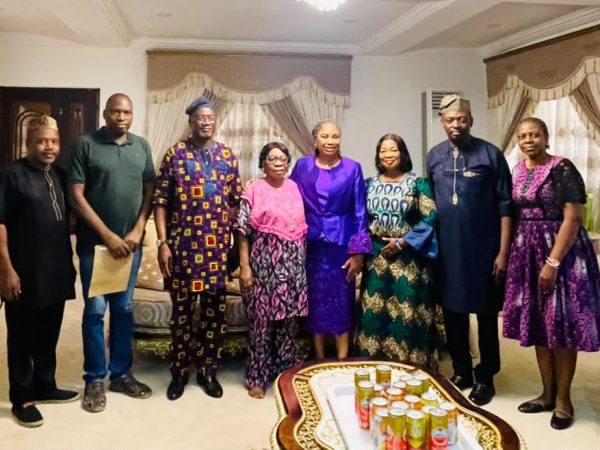 CONDOLENCE: Ize-Iyamu Pays Visit To Pastor Chris Oyakhilome’s Family Over Mother’s Demise